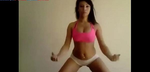  latina in spandex shorts dancing and showing her camel toe